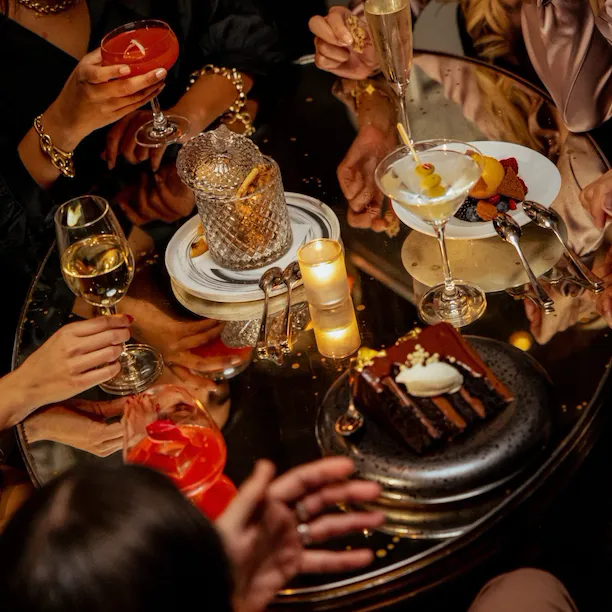 Dining in the Bar & Lounge at Hotel Bel-Air, Los Angeles