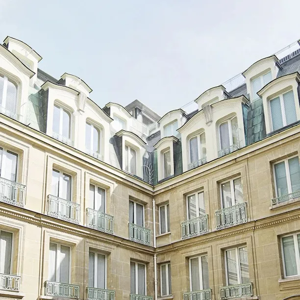 Picture of a courtyard view at Le Meurice