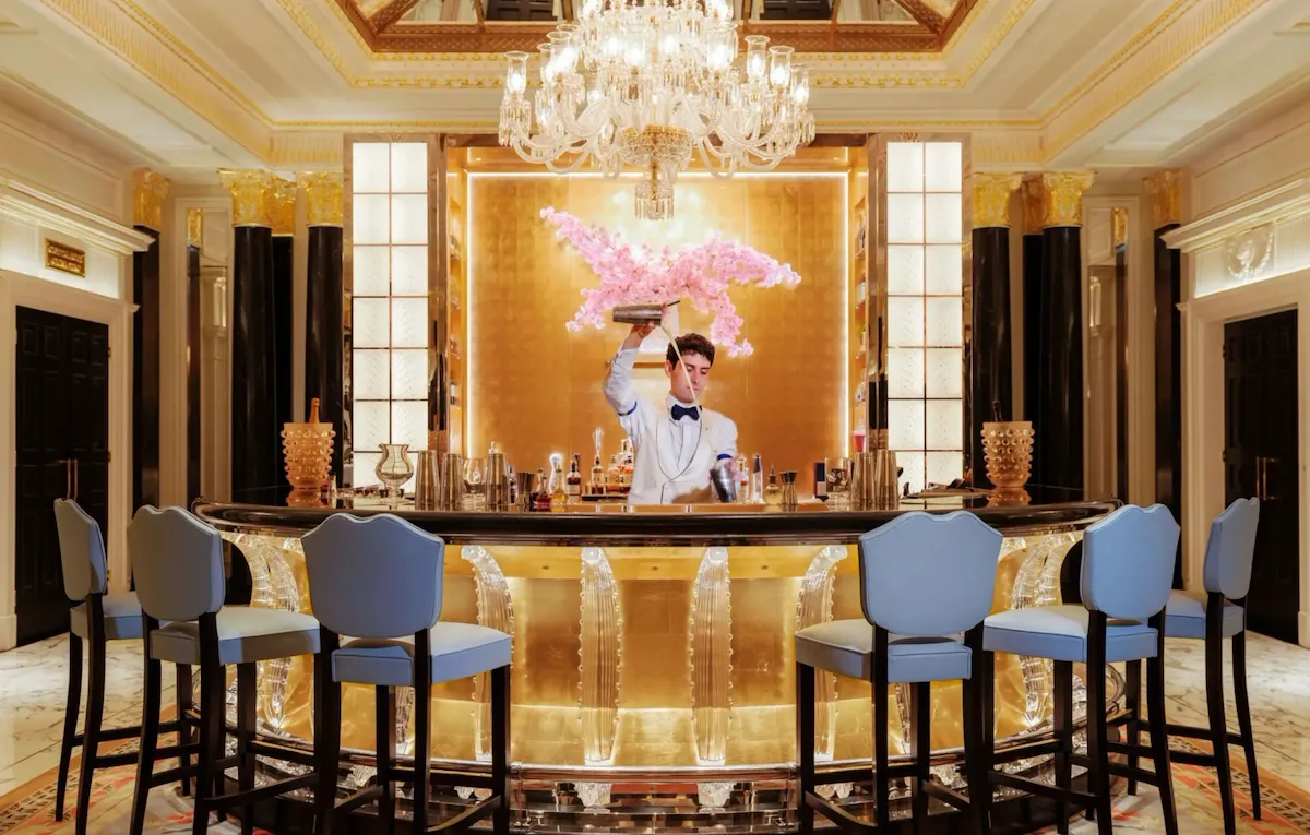 Artists' Bar at The Dorchester - with bartender behind the bar