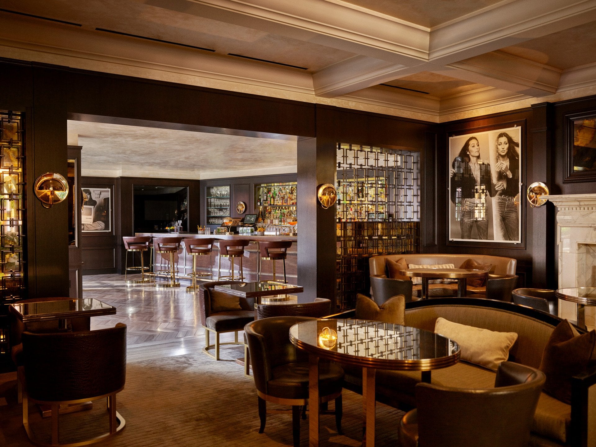 Hotel Bel-Air Bar and Lounge interior space, Los Angeles