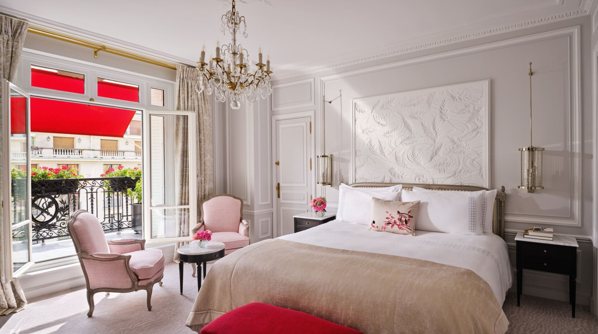 609 Prestige Suite with Avenue Montaigne view balcony HPA