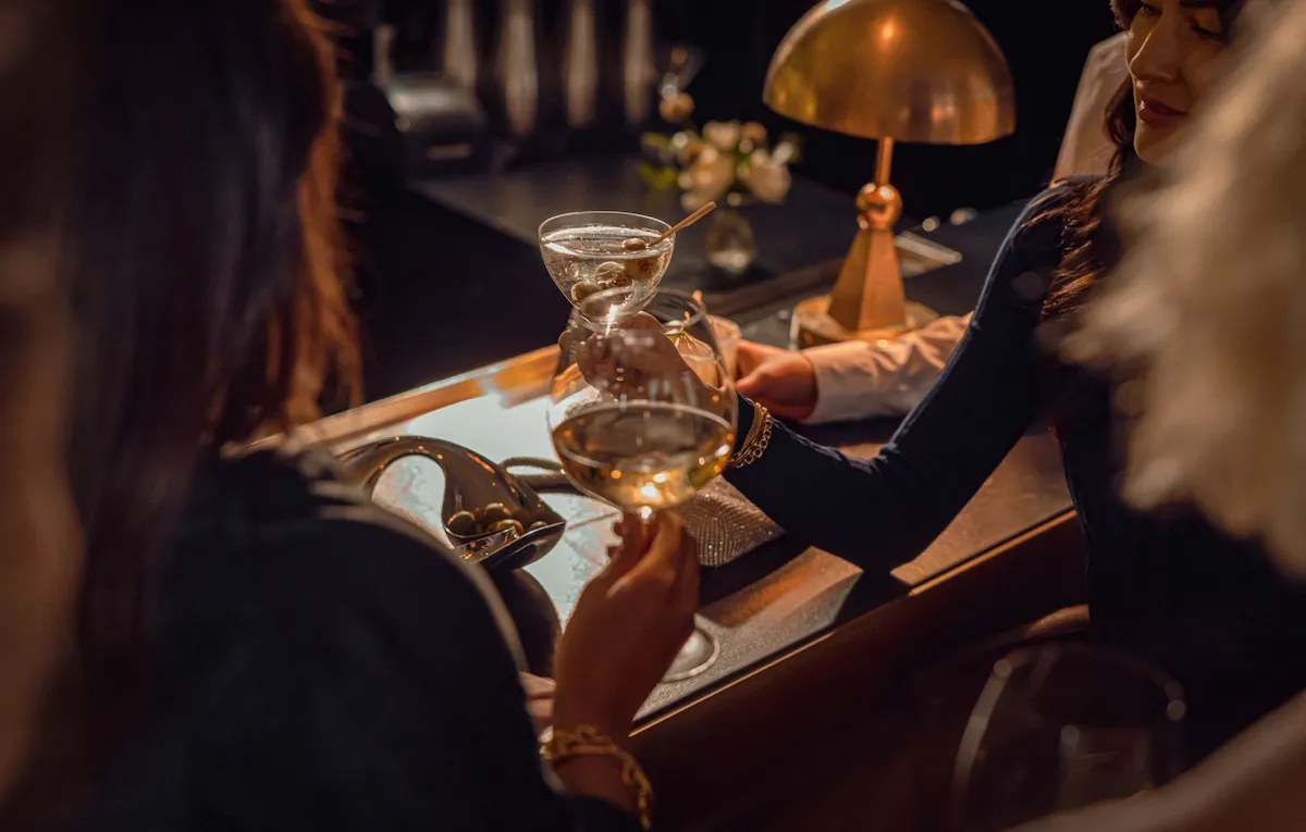 Dining in the Bar & Lounge at Hotel Bel-Air, Los Angeles