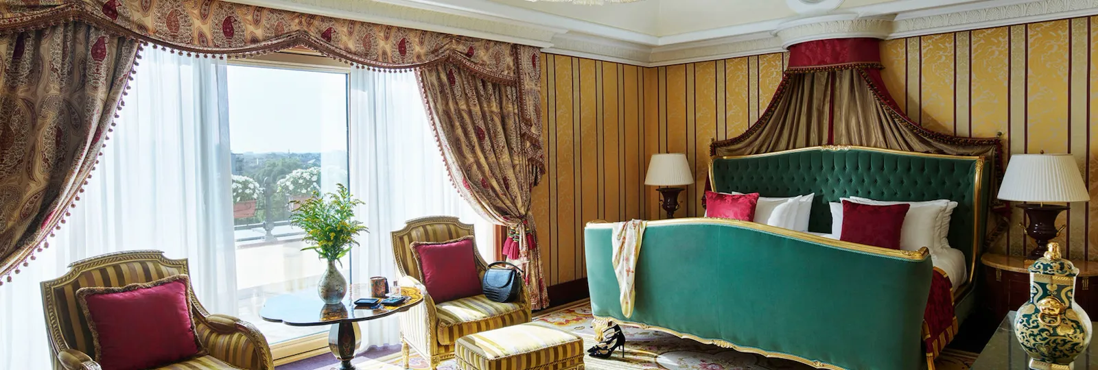 View of the Presidential Suite Master Bedroom with a beautiful dayilight