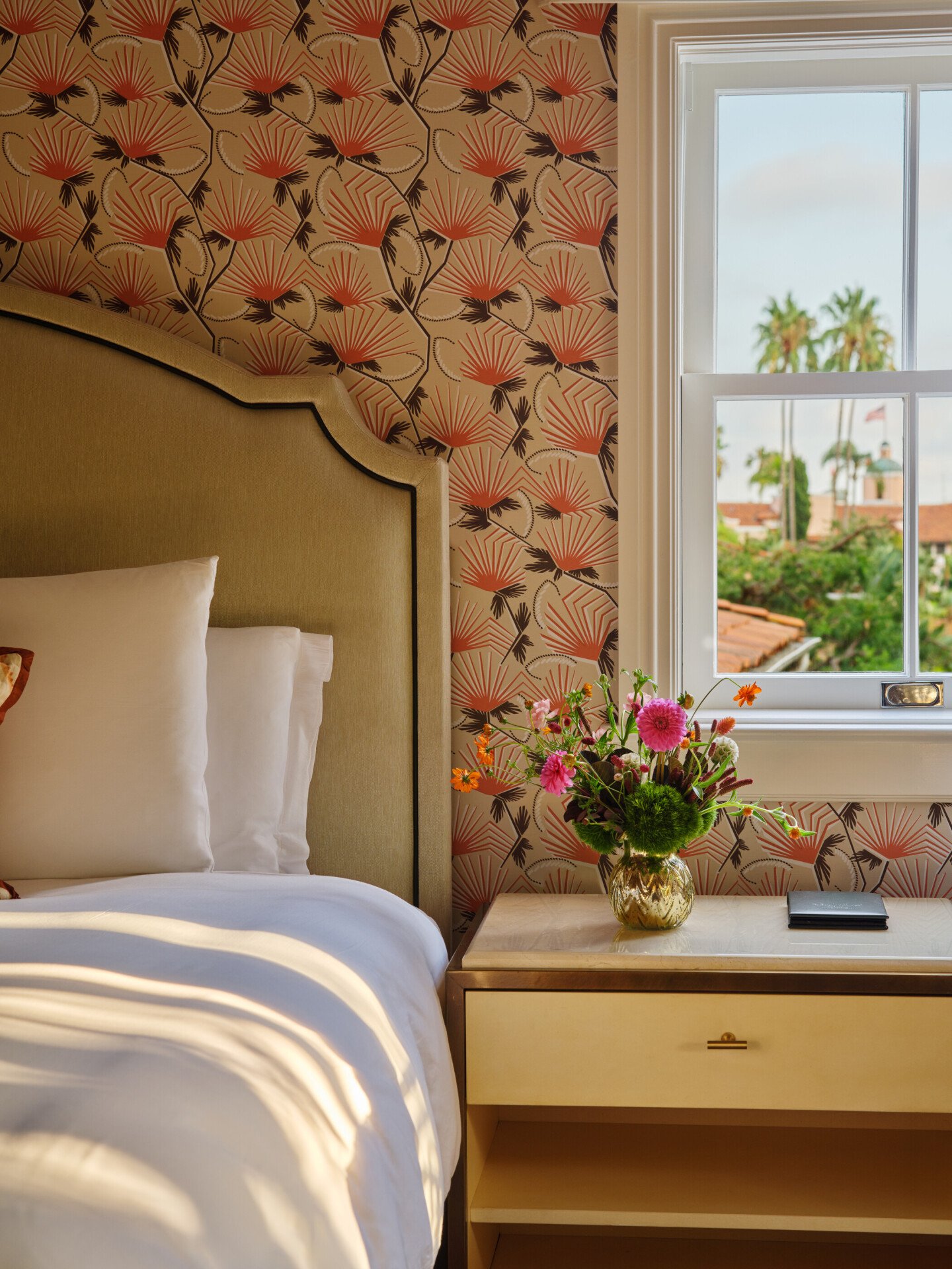 Bungalow 12D bedroom bedside moment 