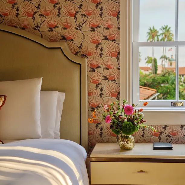 Bungalow 12D bedroom bedside moment