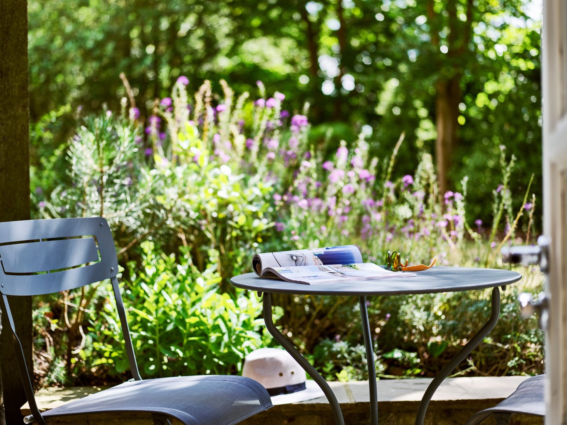 Coworth Park-Cottage Executive Suite-Farmer's East-garden-highres