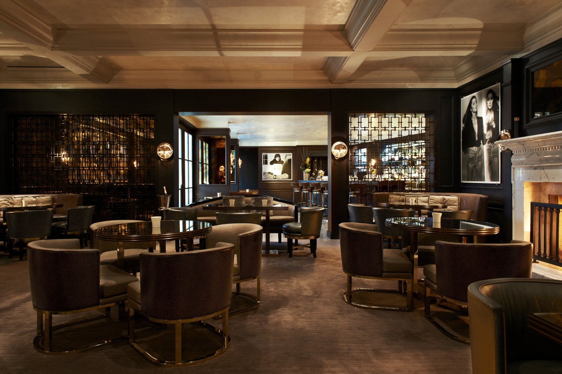 View inside the Bar at Hotel Bel-Air