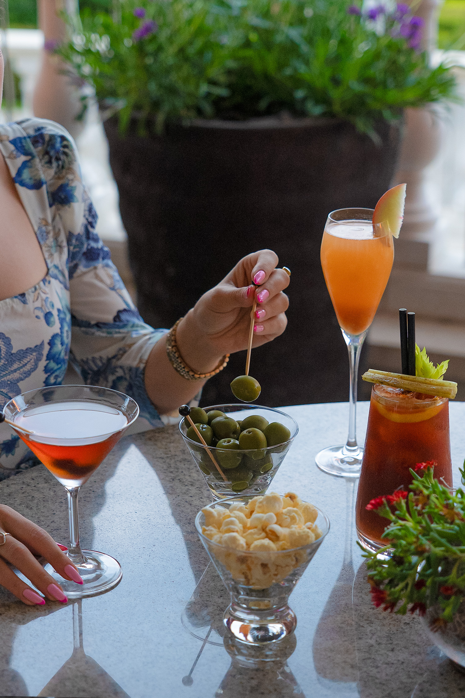 Cocktails and bar bites at The Bar at Coworth Park 