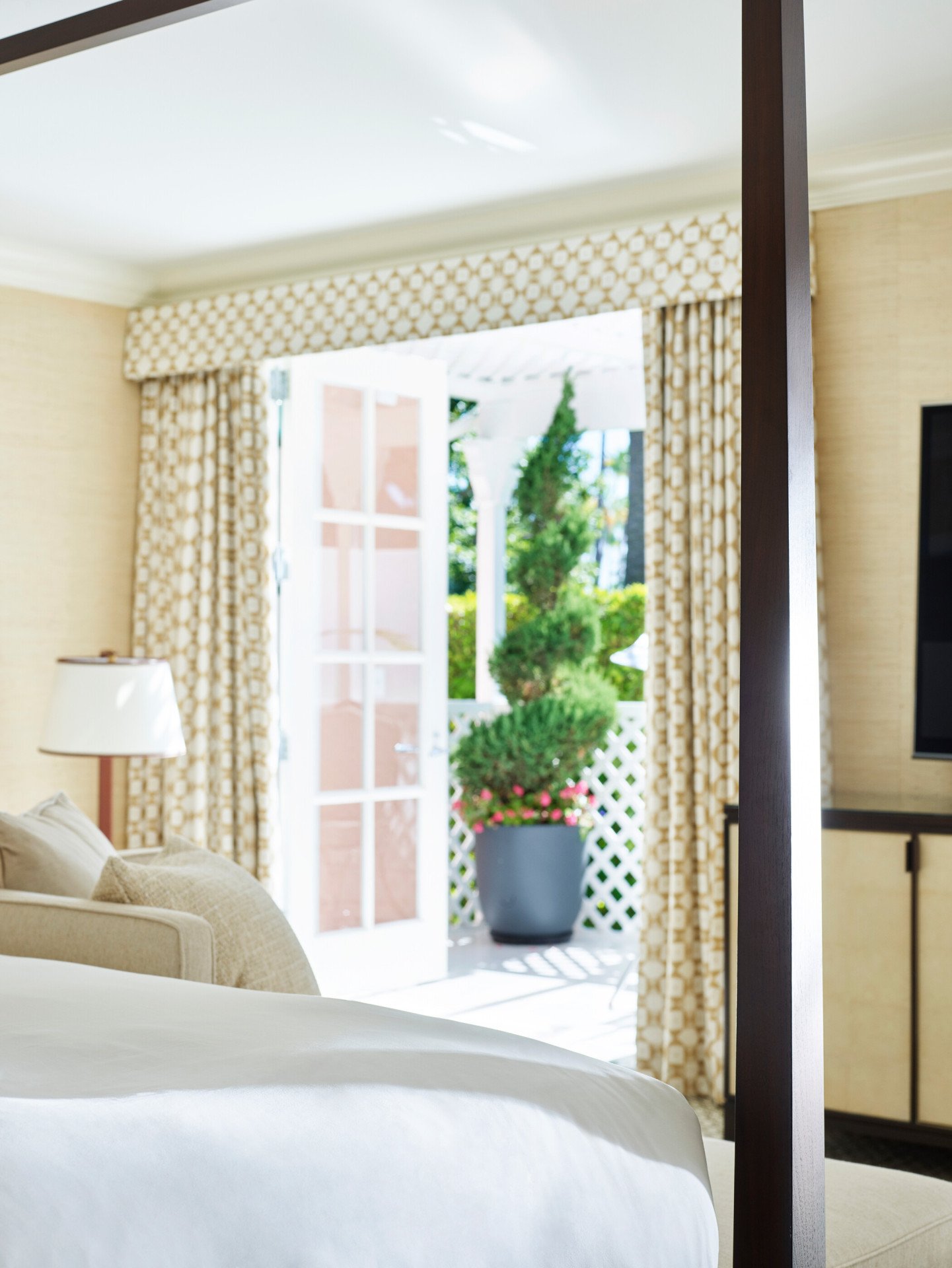  Bungalow 9A Bedroom, The Beverly Hills Hotel, Los Angeles 