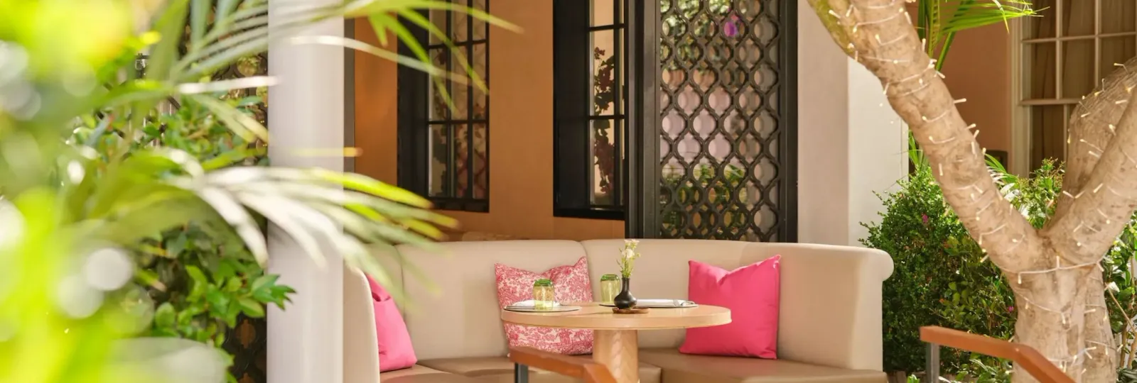 The Restaurant at Hotel Bel-Air outside deck booth moment