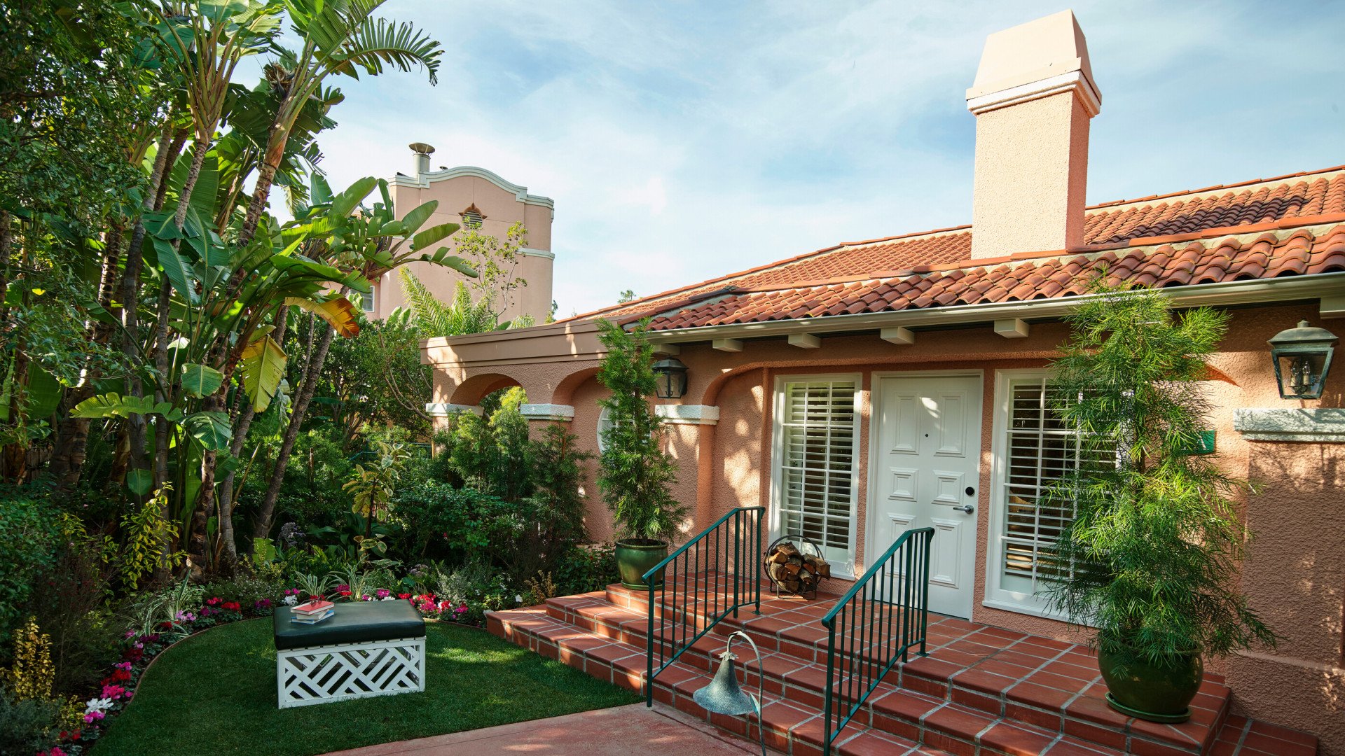 Bungalow 1A entrance at The Beverly Hills Hotel, Los Angeles