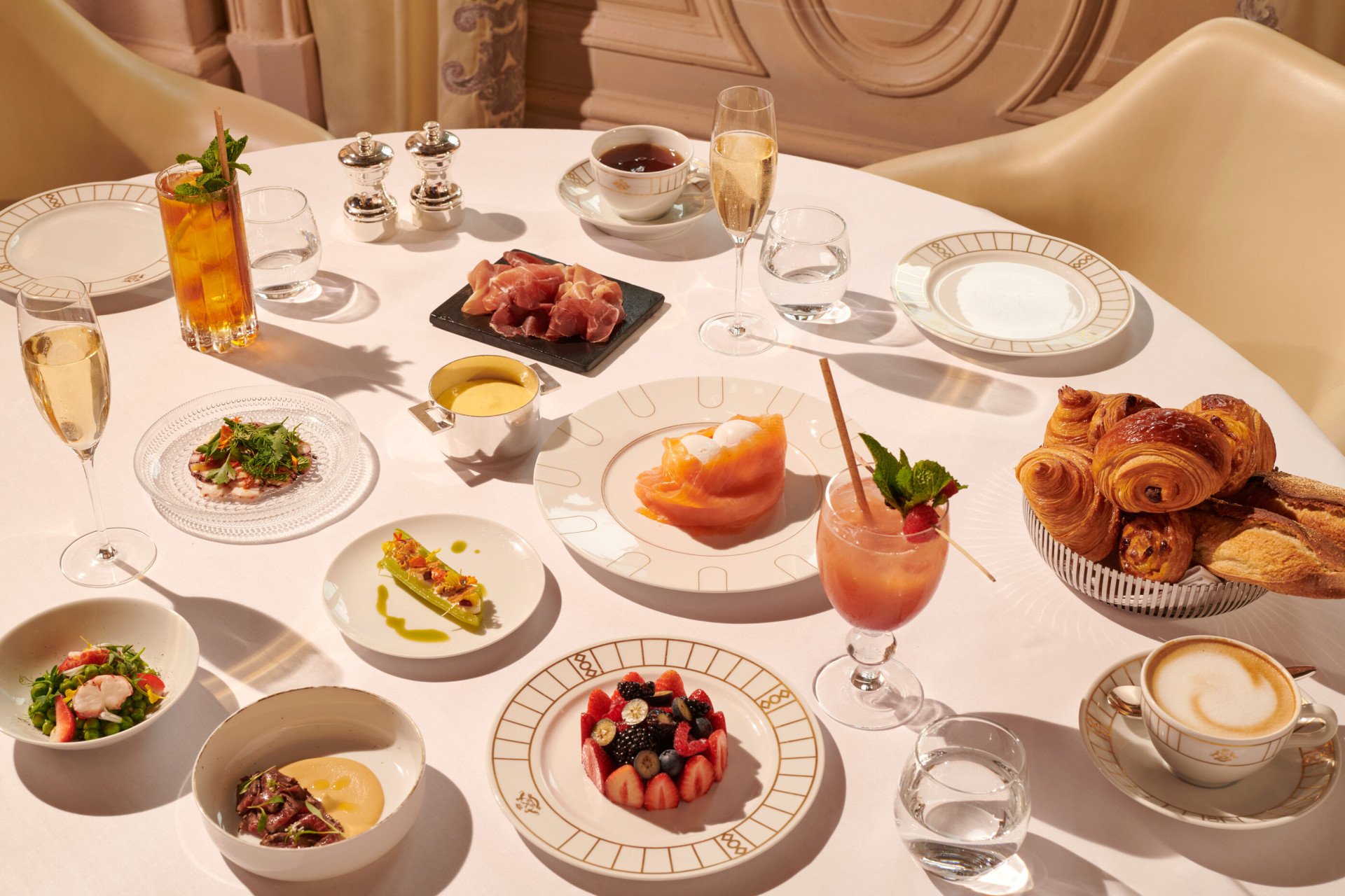 Large view of a brunch table at Le Meurice, Paris - Dorchester Collection