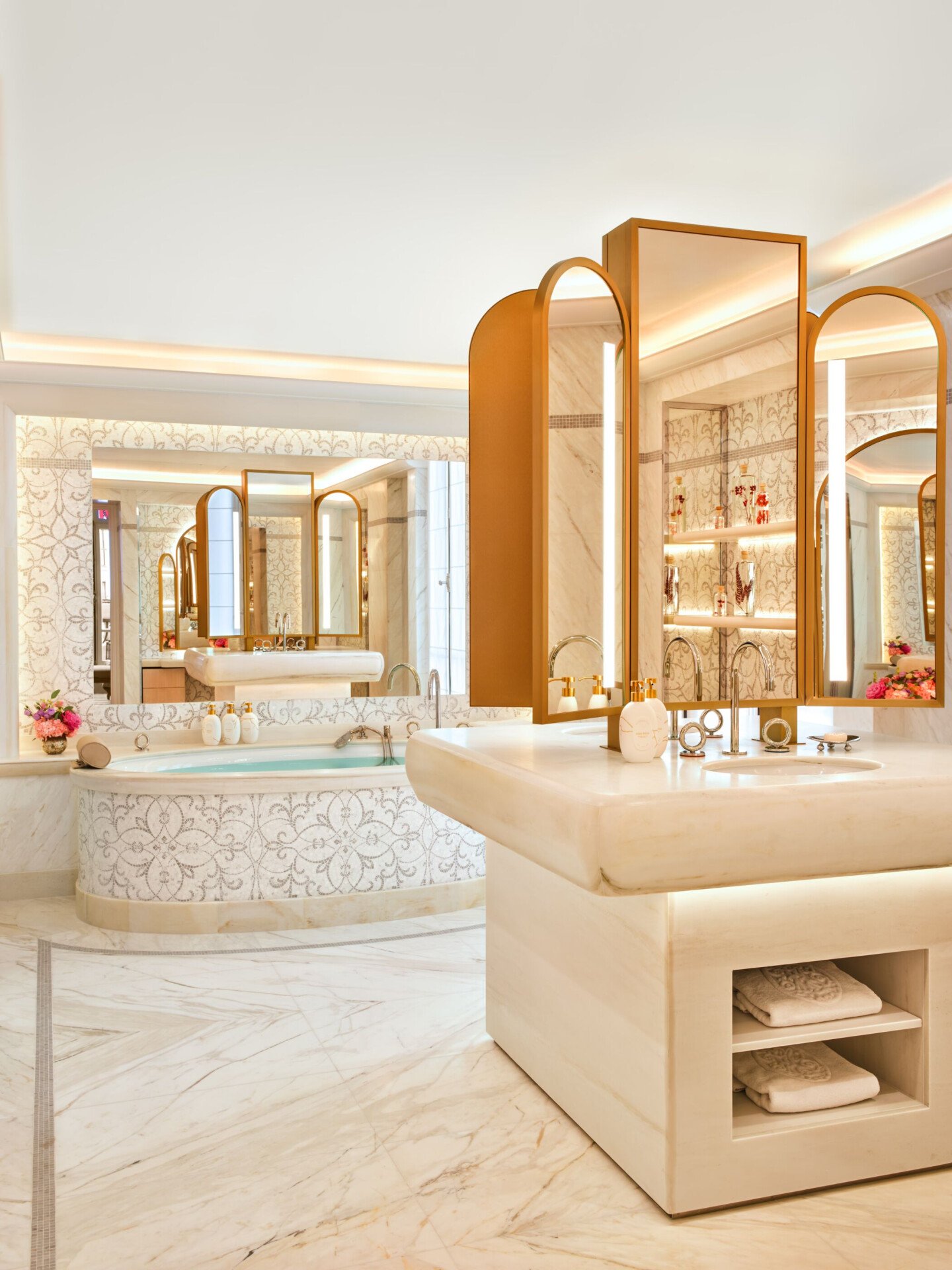 512 Royale Suite - Bathroom
