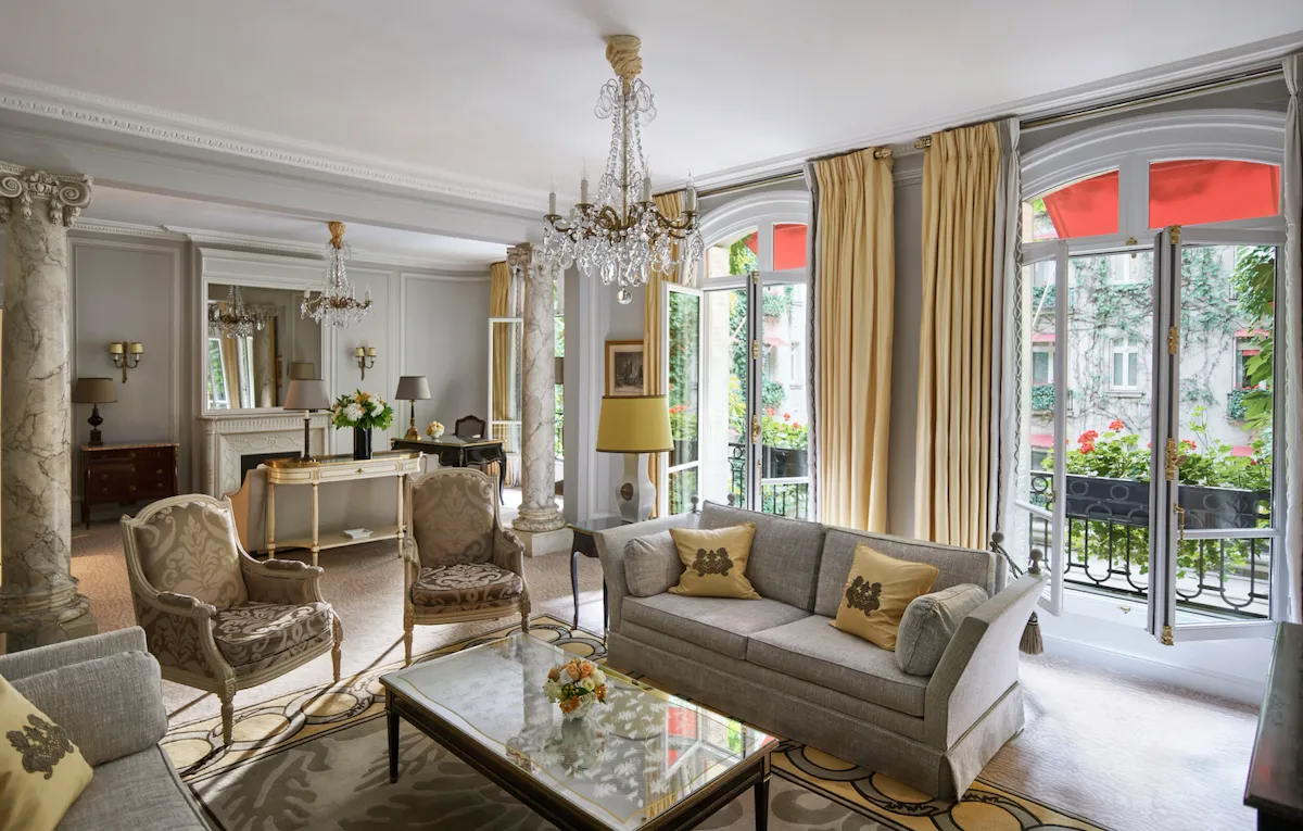 HPA-224-226-Presidential-Suite-Living-HR-by-markread