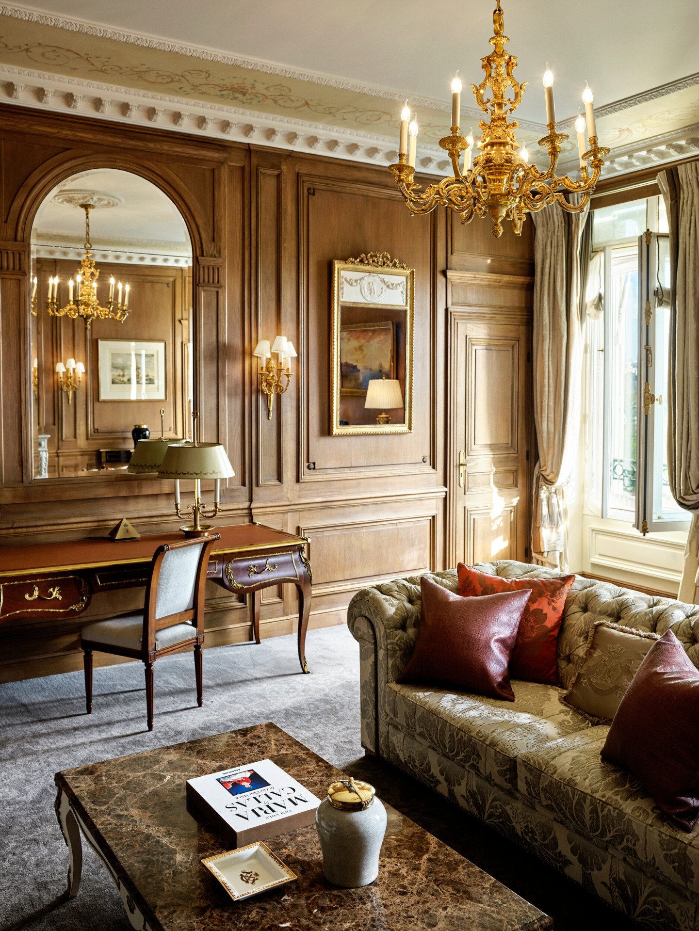 Living room of the Heritage suite at Le Meurice, Paris.

