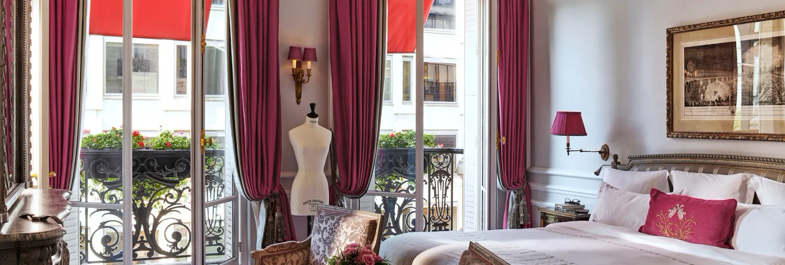 Haute Couture Suite Bedroom in Hôtel Plaza Athénée Paris