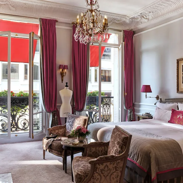 Haute Couture Suite Bedroom in Hôtel Plaza Athénée Paris