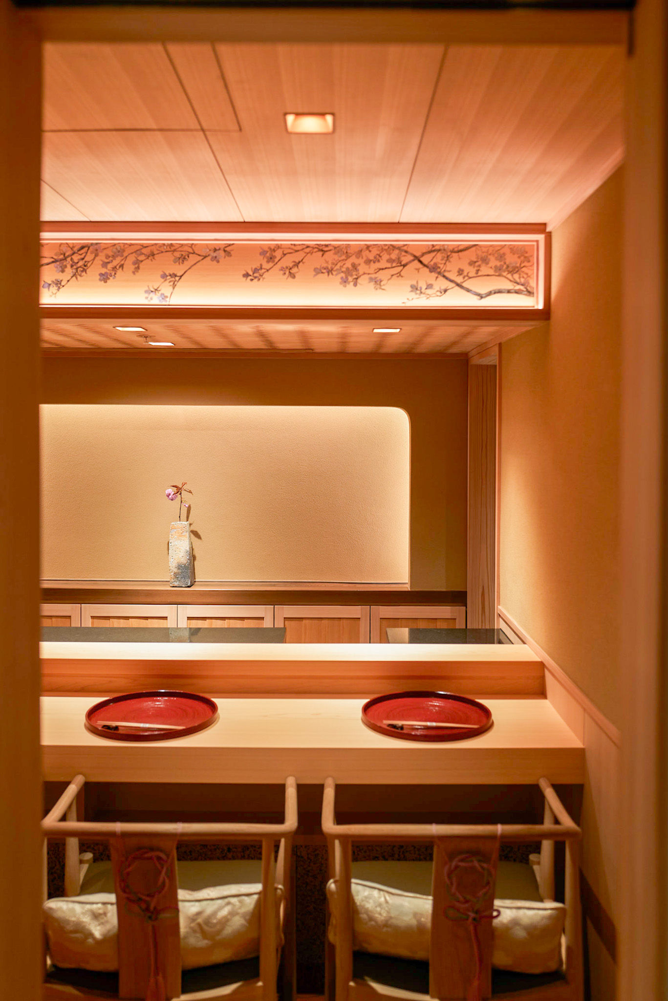 Sushi Kanesaka - private dining space 