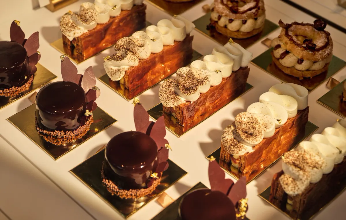 Pictures depict images of the different offerings offered at Bonbon Café as well as indoor and outdoor areas.