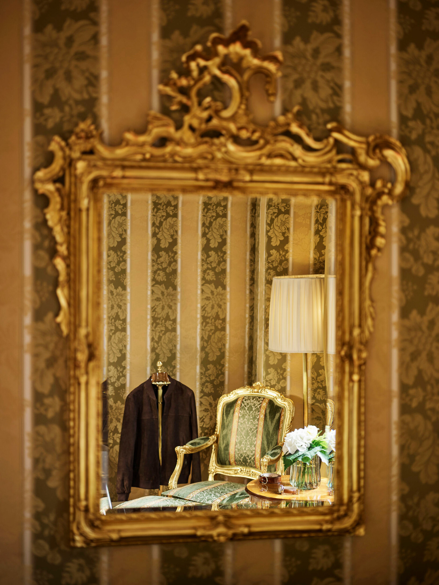 Mirror refelection in Royal Suite 