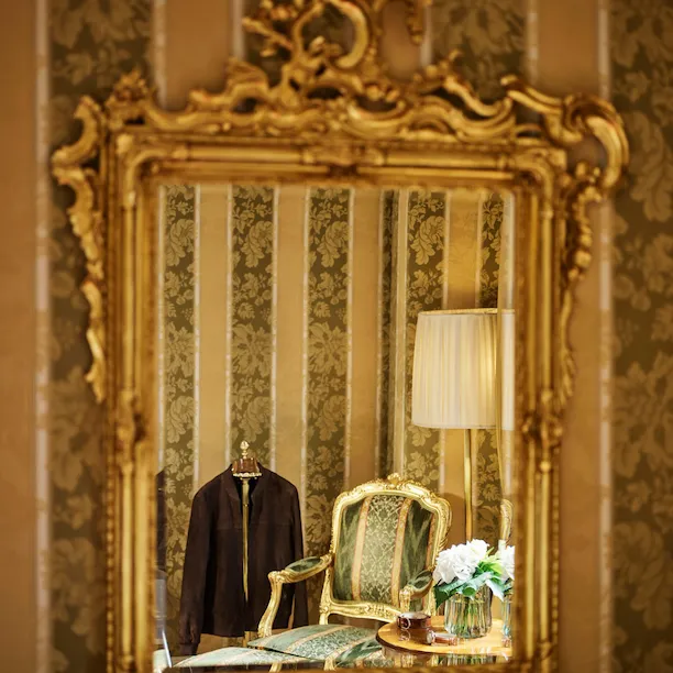 Mirror refelection in Royal Suite