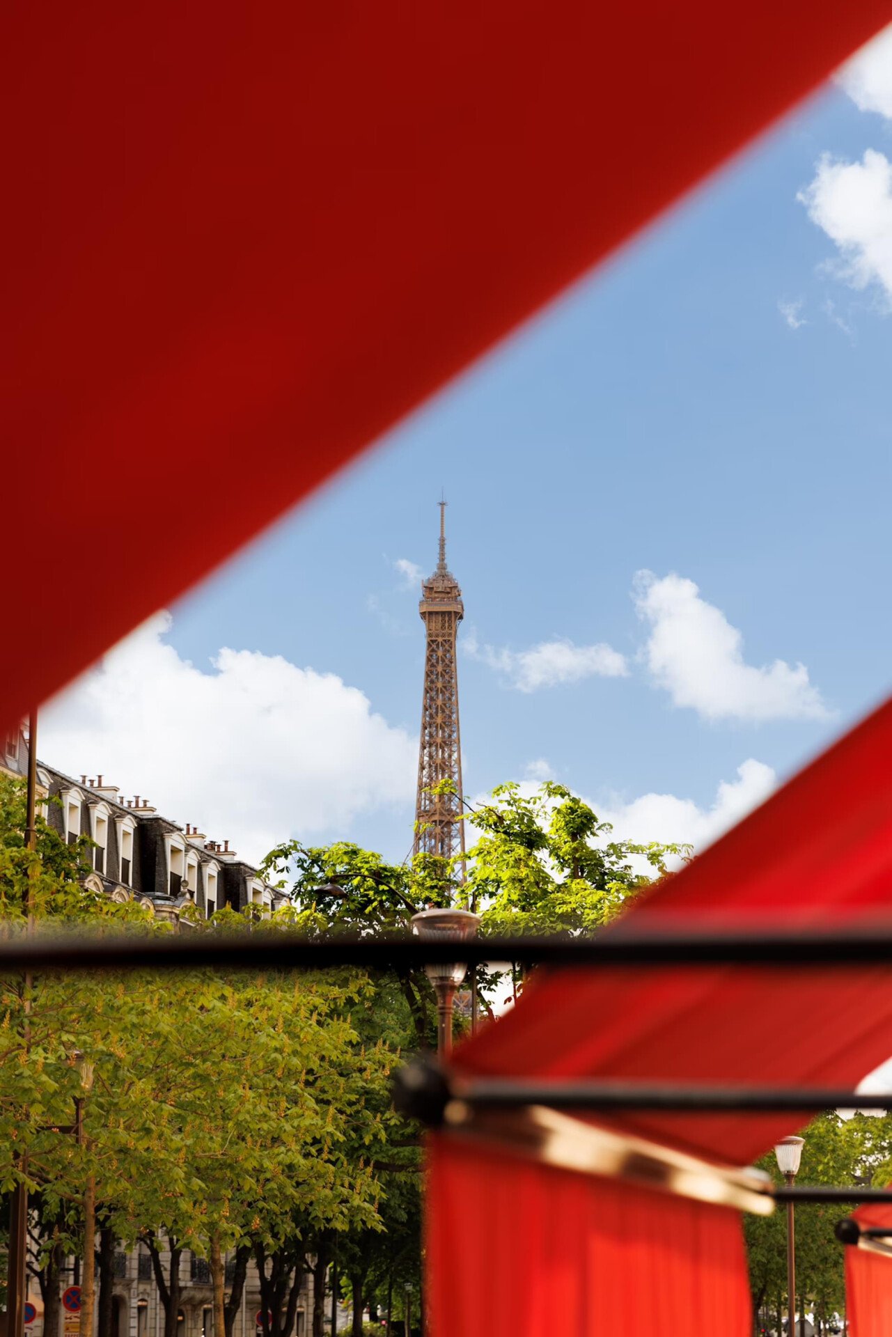 La Terrasse Montaigne eiffel tower view