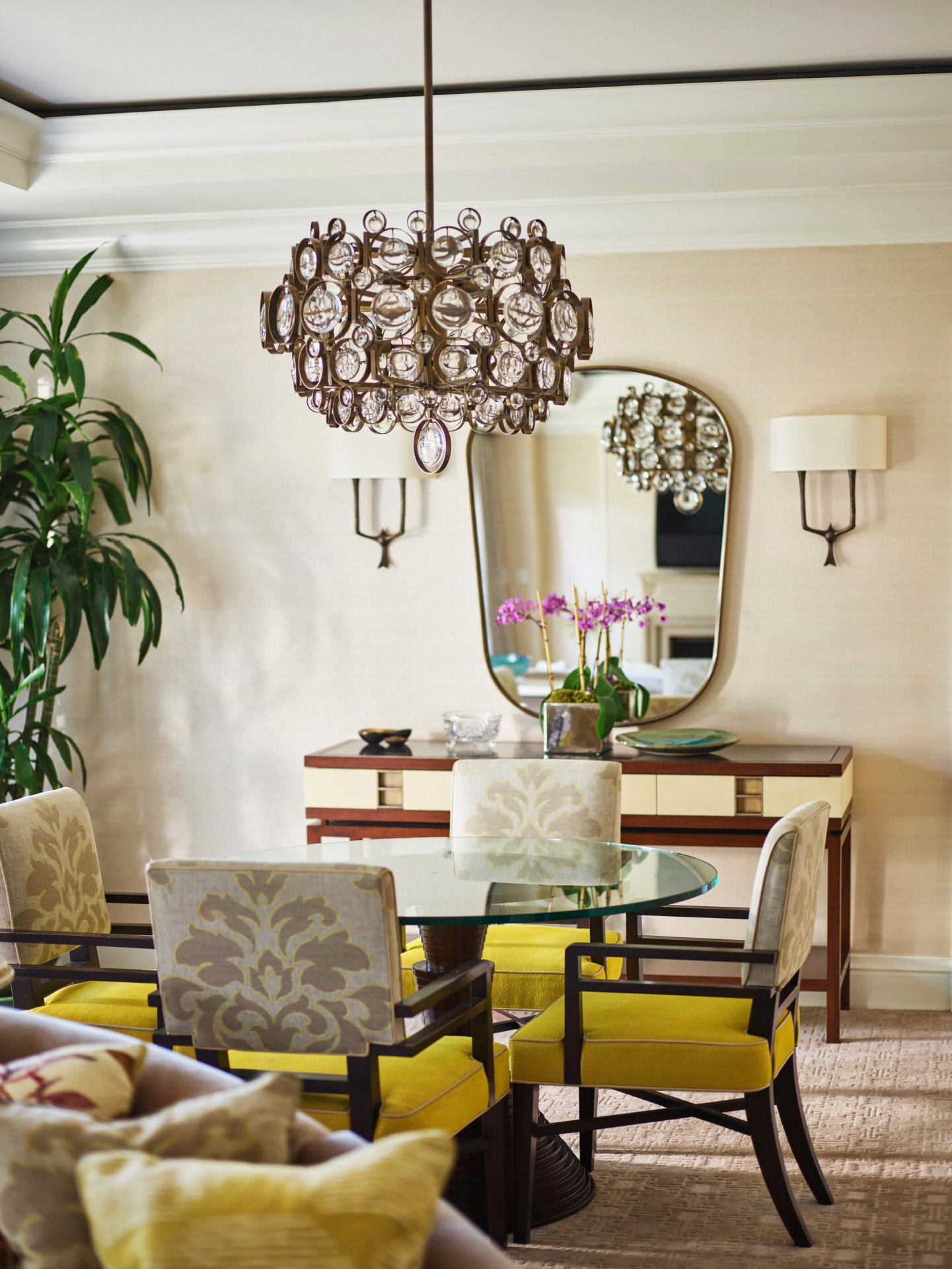 Grand Deluxe Suite living room