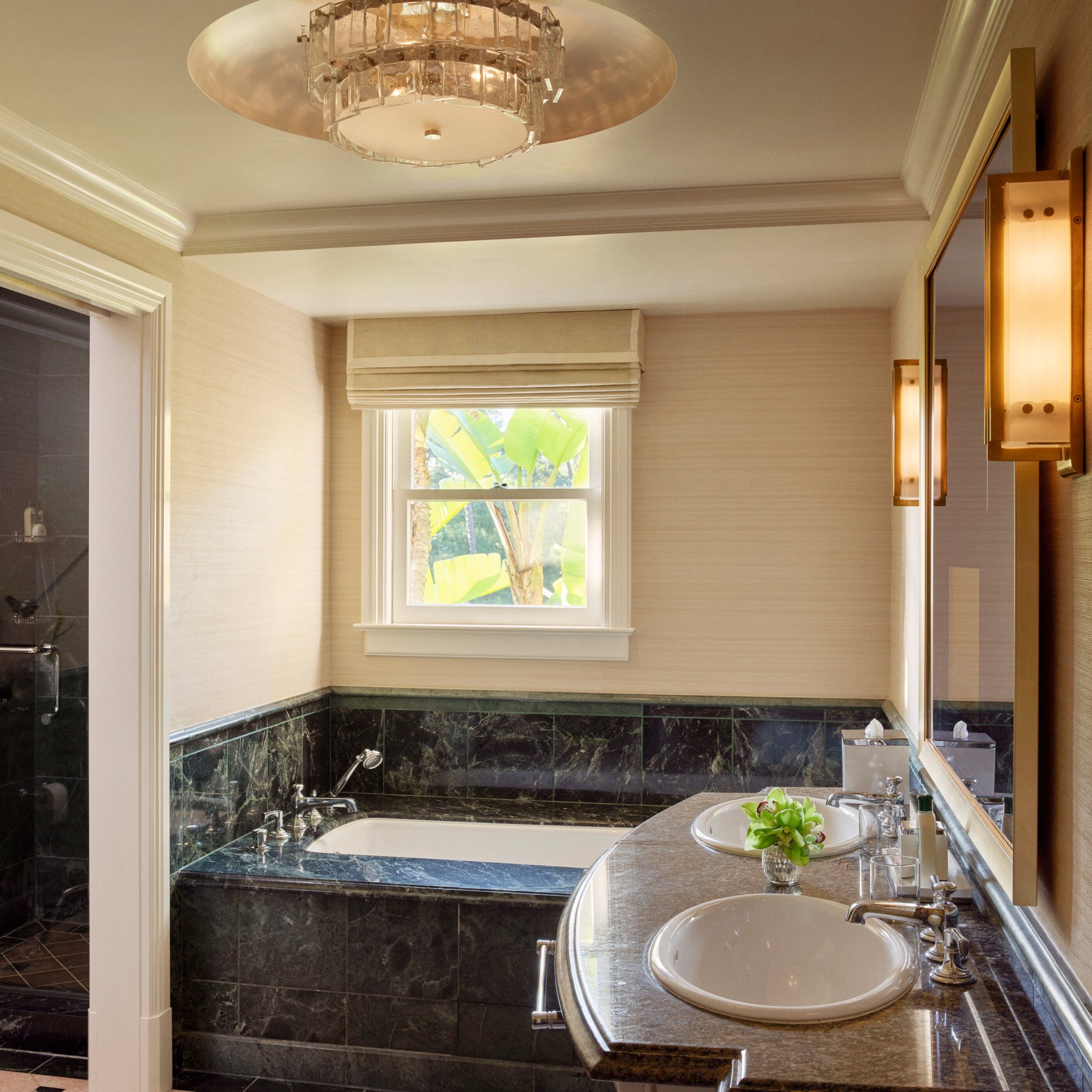 Bathroom in Bungalow Guestroom 