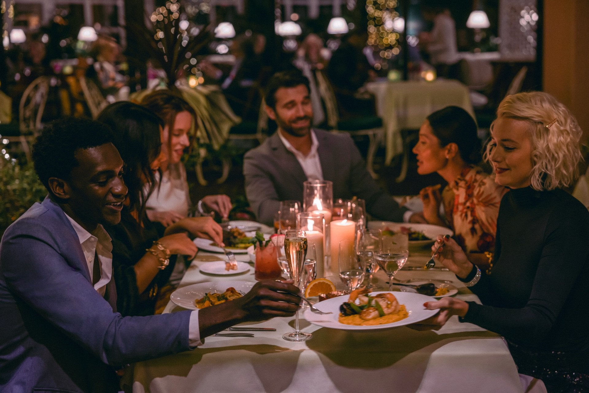 Dining in the Polo Lounge, The Beverly Hills Hotel, Beverly Hills 