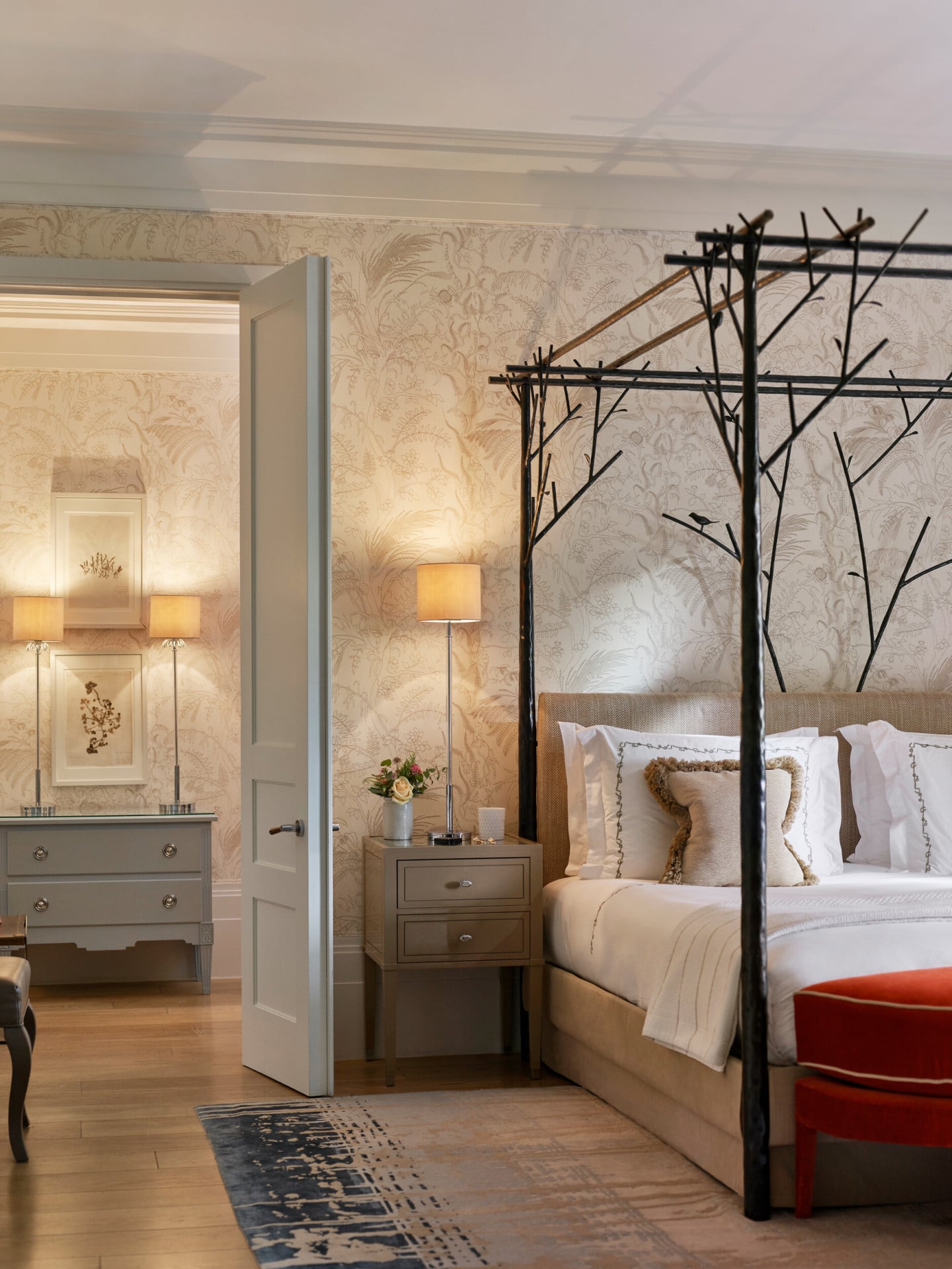 Coworth Park-Mansion House Premium Suite