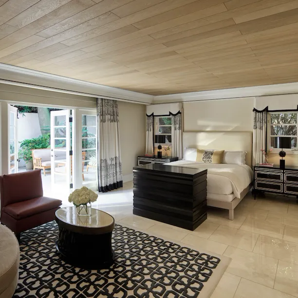 Stone Canyon Suite guestroom