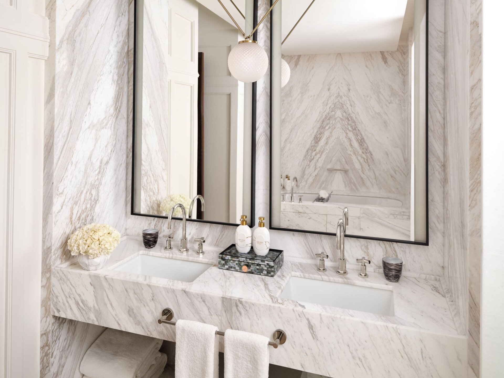 The Lana suite interior