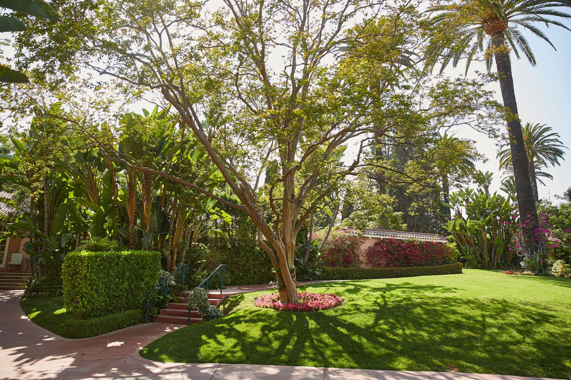 Exterior at The Beverly Hills Hotel, Los Angeles 