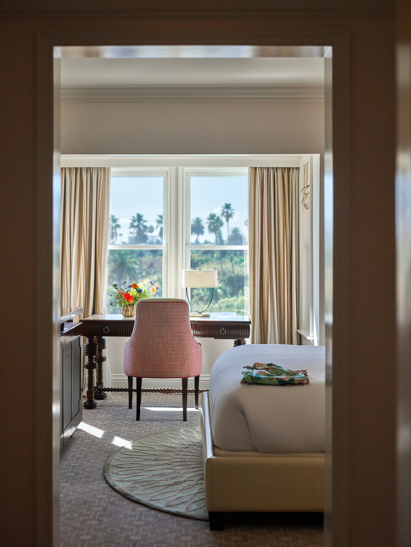 Superior Guestroom at The Beverly Hills Hotel, Beverly Hills 