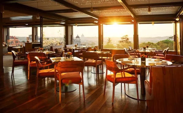 Il giardino Ristorante interior view