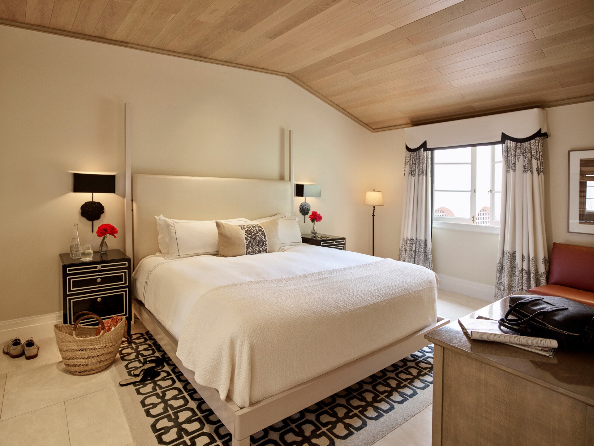 2 Bedroom Suite guestroom