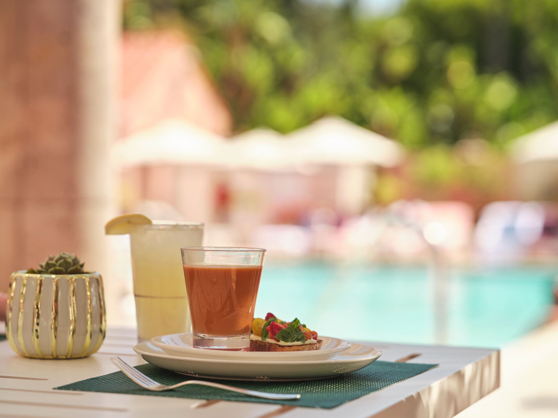 chilled heirloom tomato gazpacho soup