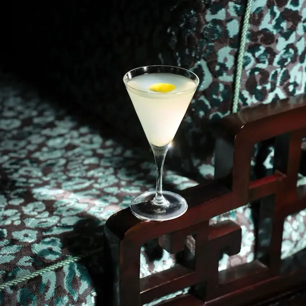 Bar & Cocktails at China Tang at The Dorchester in rich, moody lighting