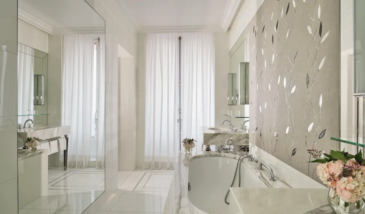 This is the bathroom of the Eiffel Suite #261 at the Plaza Athénée.