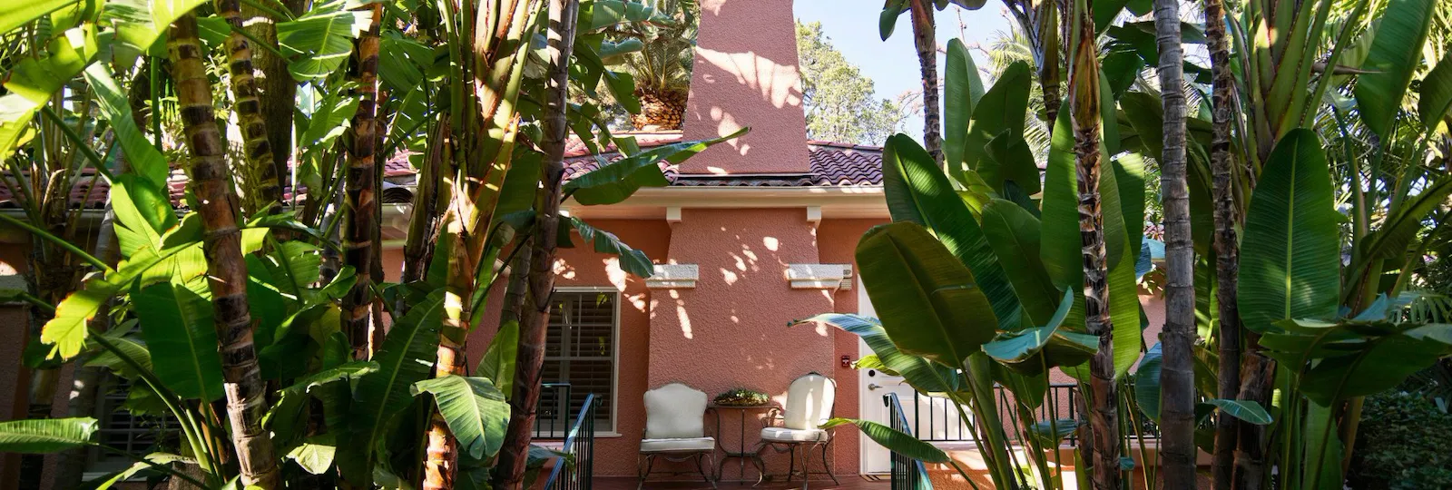 Bungalow 4A exterior path at The Beverly Hills Hotel, Los Angeles