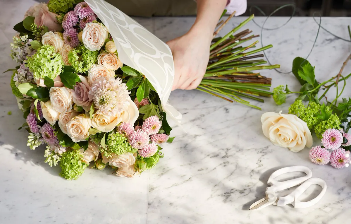 Cakes & flowers in Cake and Flowers boutique