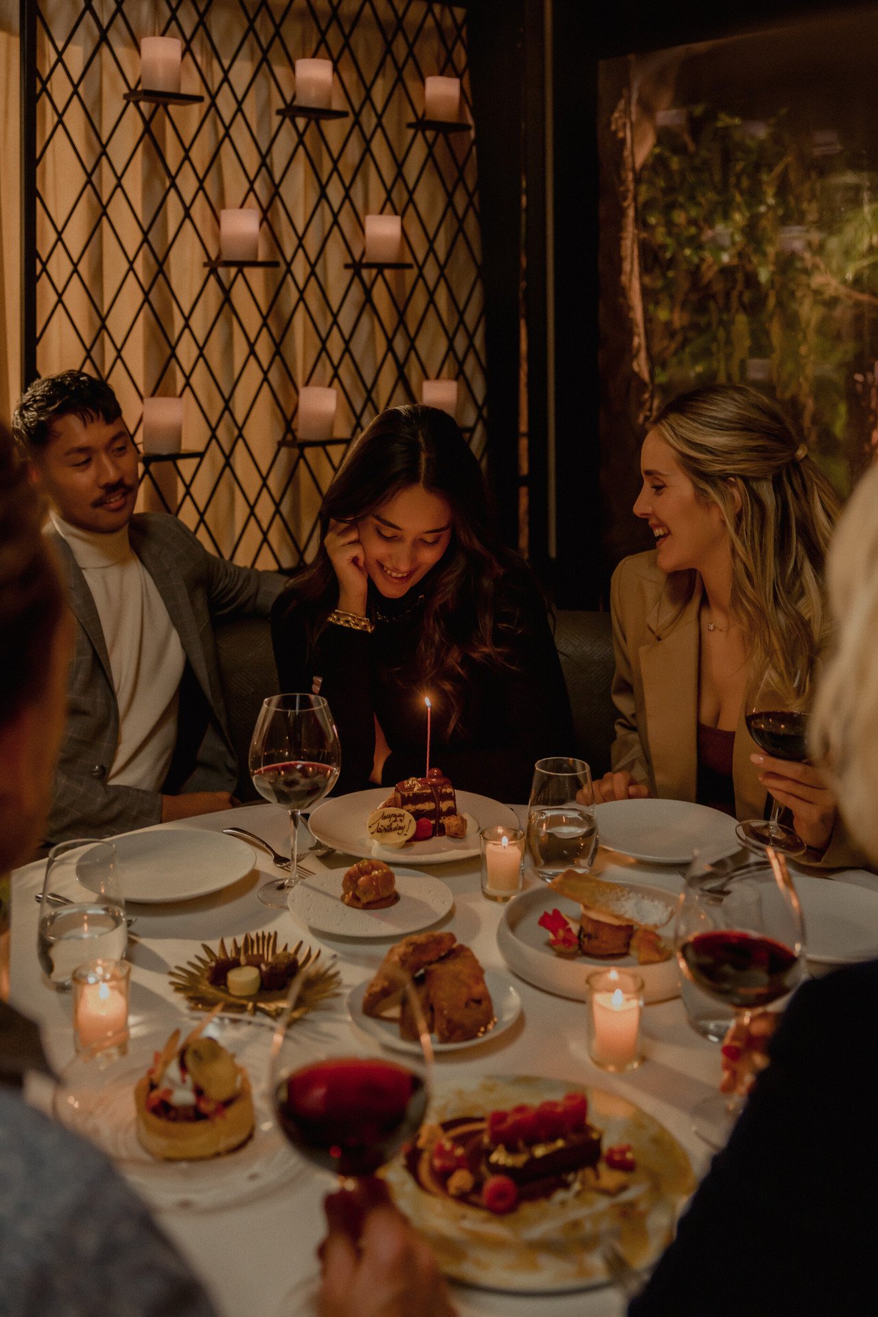 Dining in alcove at The Restaurant at Hotel Bel-Air, Los Angeles