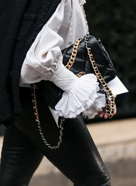 Picture of a stylish woman walking in the street
